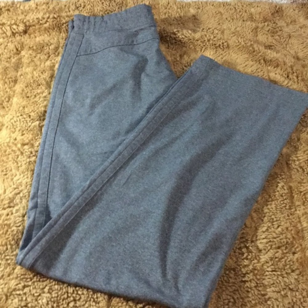 Lululemon sweats